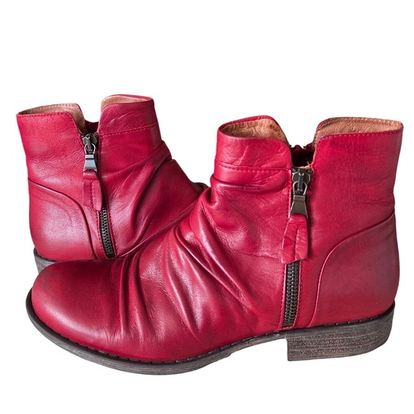 Miz Mooz Shoes - Miz Mooz Lucy Red Leather Ruched Ankle Boots Dual Zip Portugal Womens 38 US 8+
